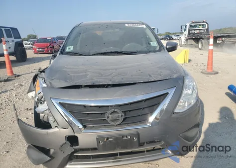 2016 Nissan Versa S z USA, uszkodzony, nr VIN 3N1CN7AP8GL861932